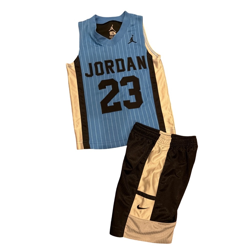 Jordan Light Blue and Black Jersey & Nike shorts - boys size 4